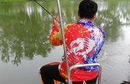 夏季野钓指南：掌握钓鱼高手的技巧，提升渔获量