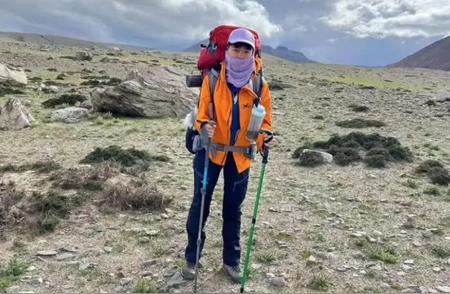 90后勇敢姑娘独闯大雪山遭遇失联险境