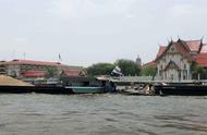 越南湄公河大虾过剩，当地人寻求中国游客帮助