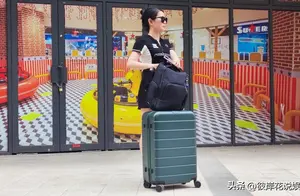 揭秘24英寸行李箱成为旅行必备的秘密，米家旅行箱使用心得分享