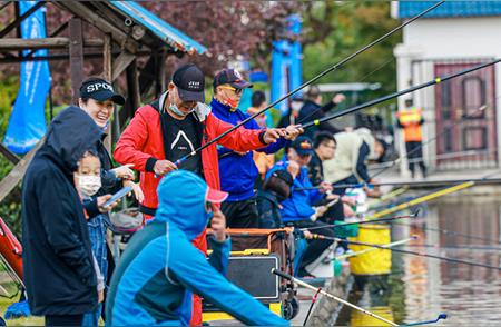 上海家庭钓鱼大赛在城市业余联赛中拉开帷幕