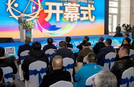 2024年天津渔具展览会现场，千元钓具被窃，佳钓尼：宁愿白送，也不愿看到这种情况