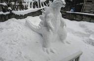 日本天才雪人艺术家：哥斯拉与龙猫的完美再现